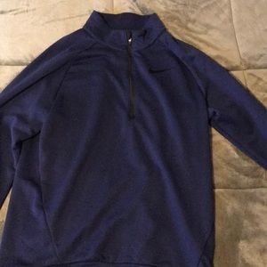 Size Medium NIKE 3/4 Zip